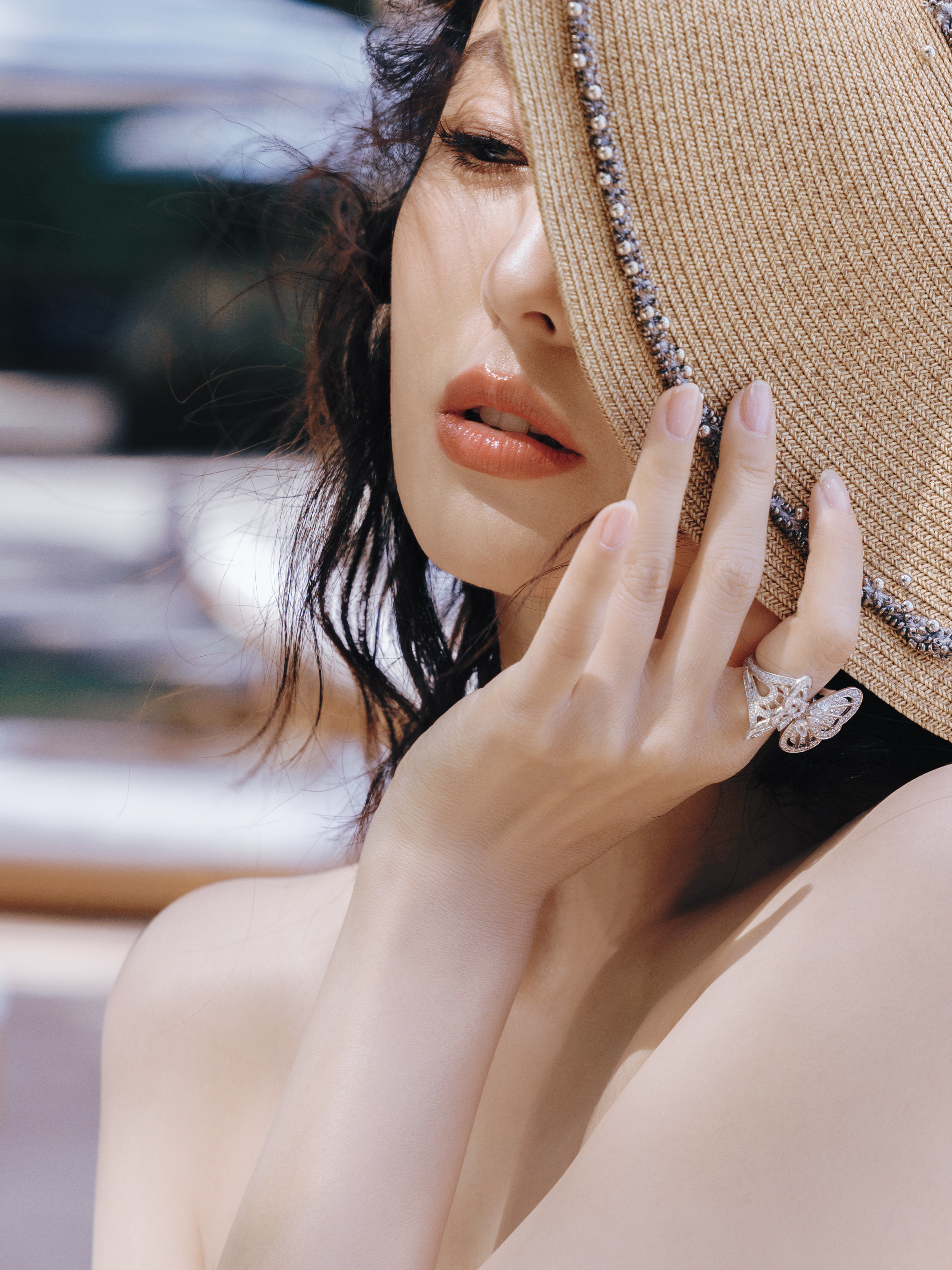 佟丽娅vogue海边假日 👒 ​​​