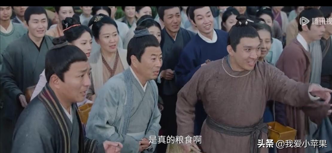 《白日提灯》里朔州城里百姓的钱都用来买衣服了吧。开头段胥带人前来营救朔州城的时候