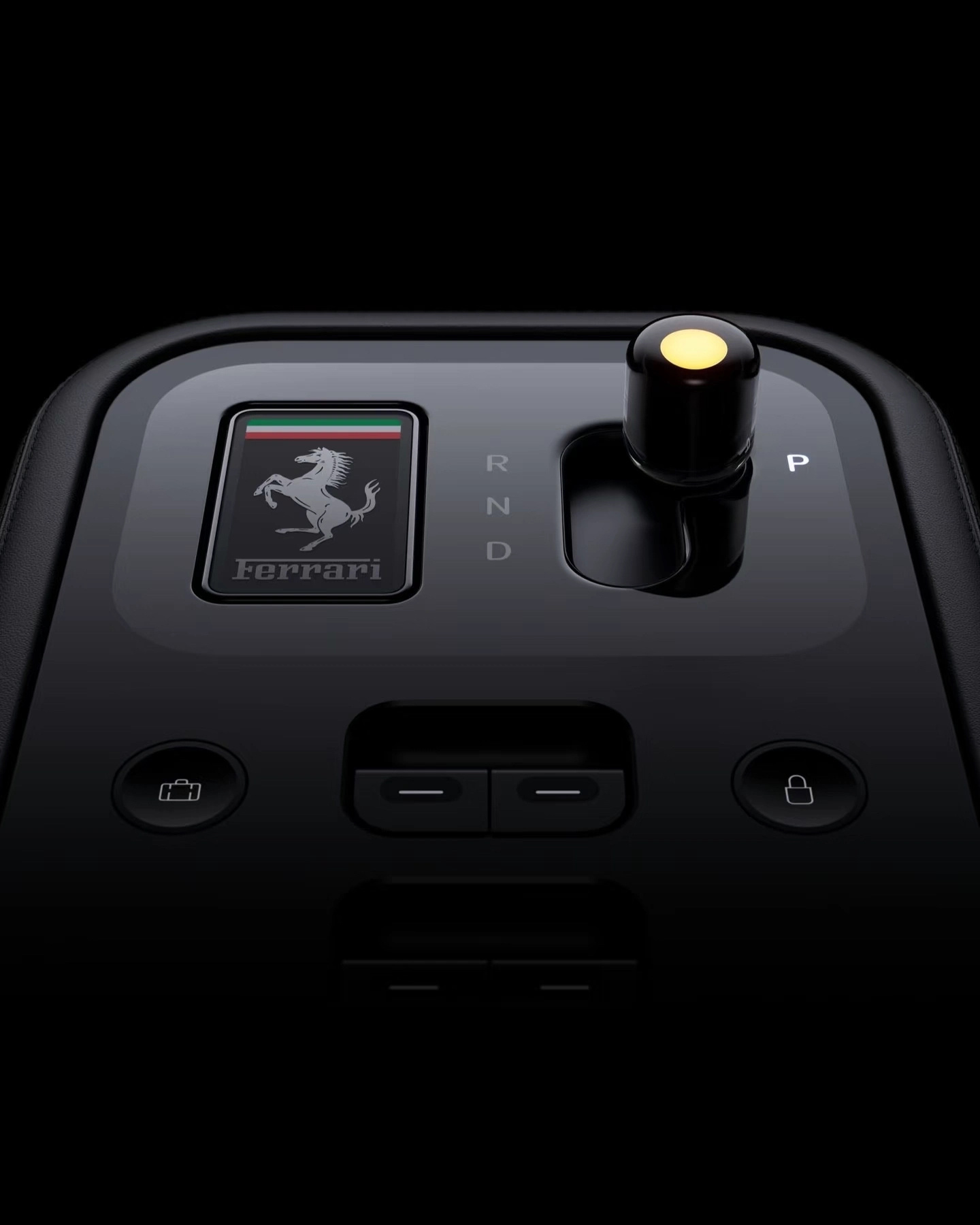 这是法拉利纯电车luce的内饰设计，果味十足虽说法拉利不是人人都能买得起但细节之