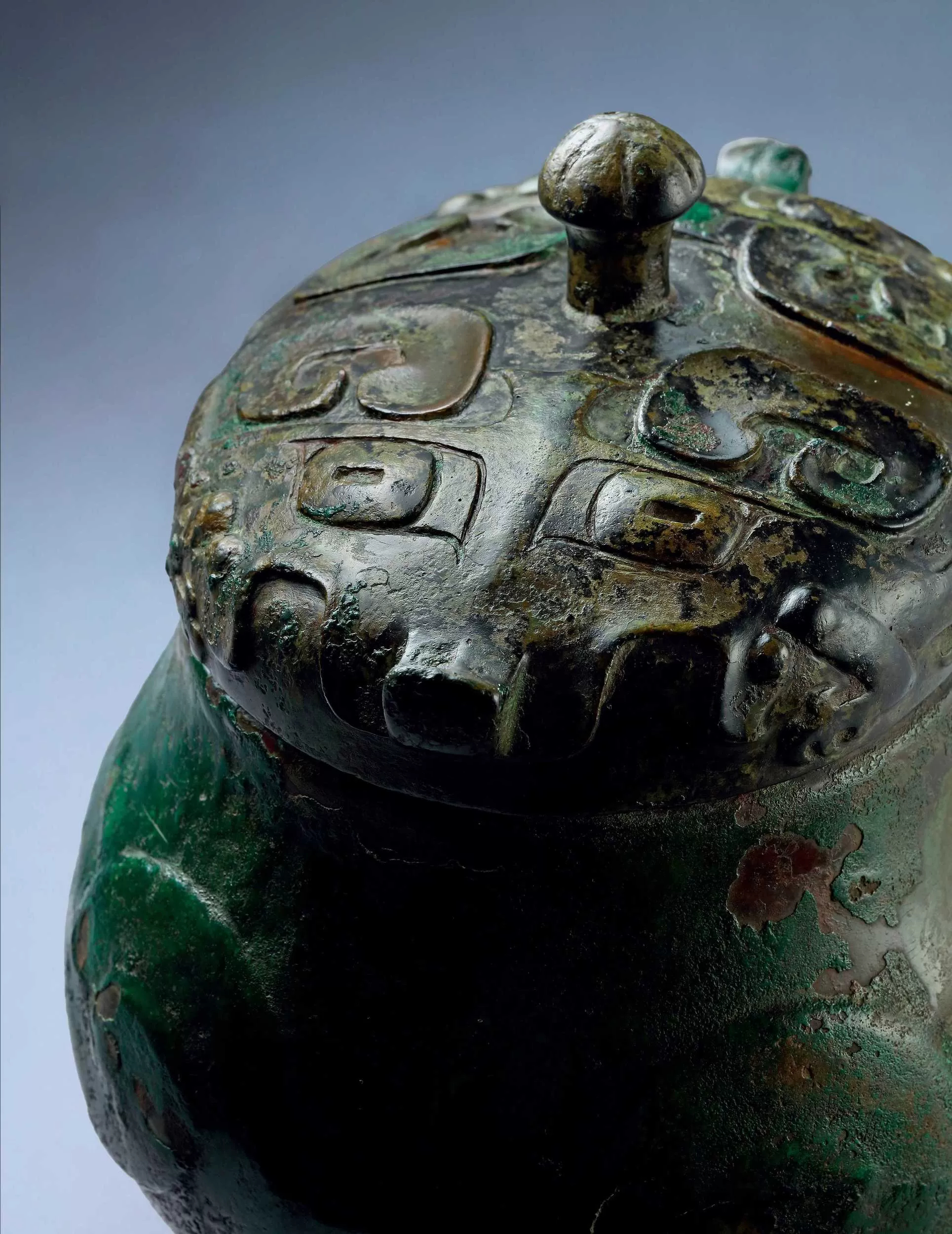 每天一件青铜器 保利香港2026春拍上拍徐乃昌（1869-1946）旧藏的商晚期