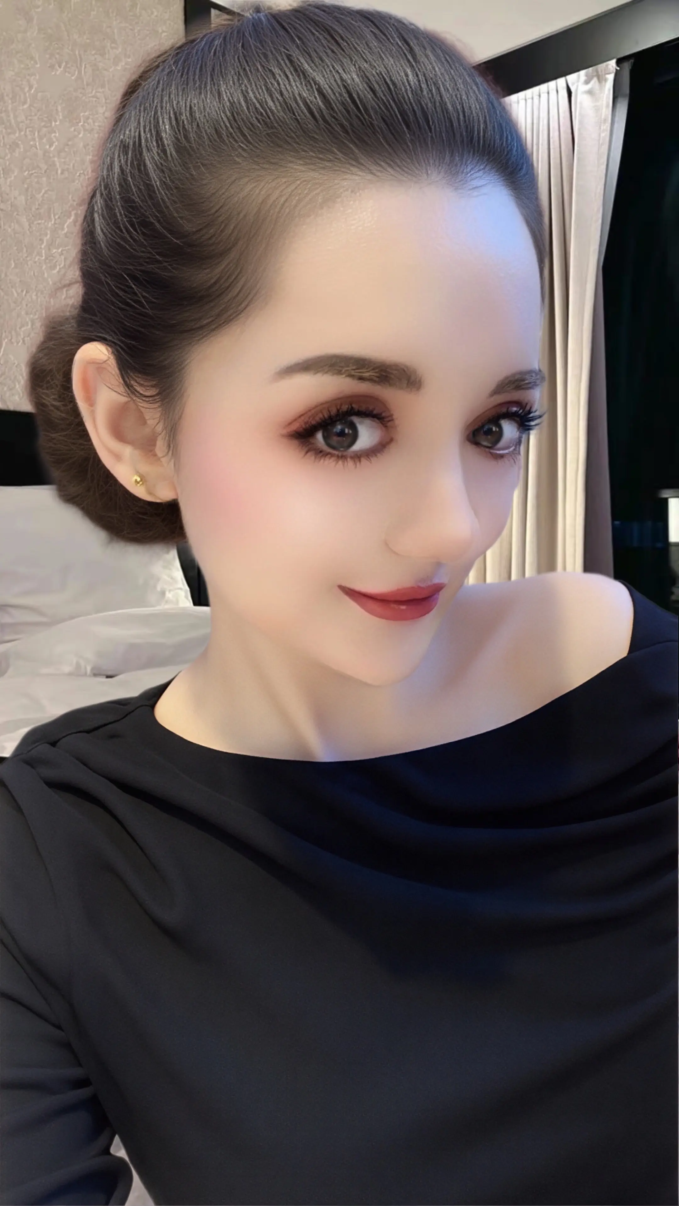 那今天就祝我生日快乐。一岁有一岁的味道，一站有一站的风景，以后你的路...