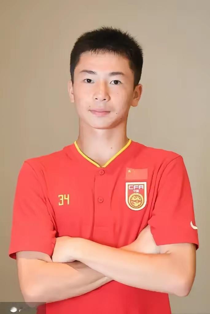 惊爆！国字号新星深陷出轨与赌球风波，调查已启动 近日，体育圈爆出一则重磅消息，广