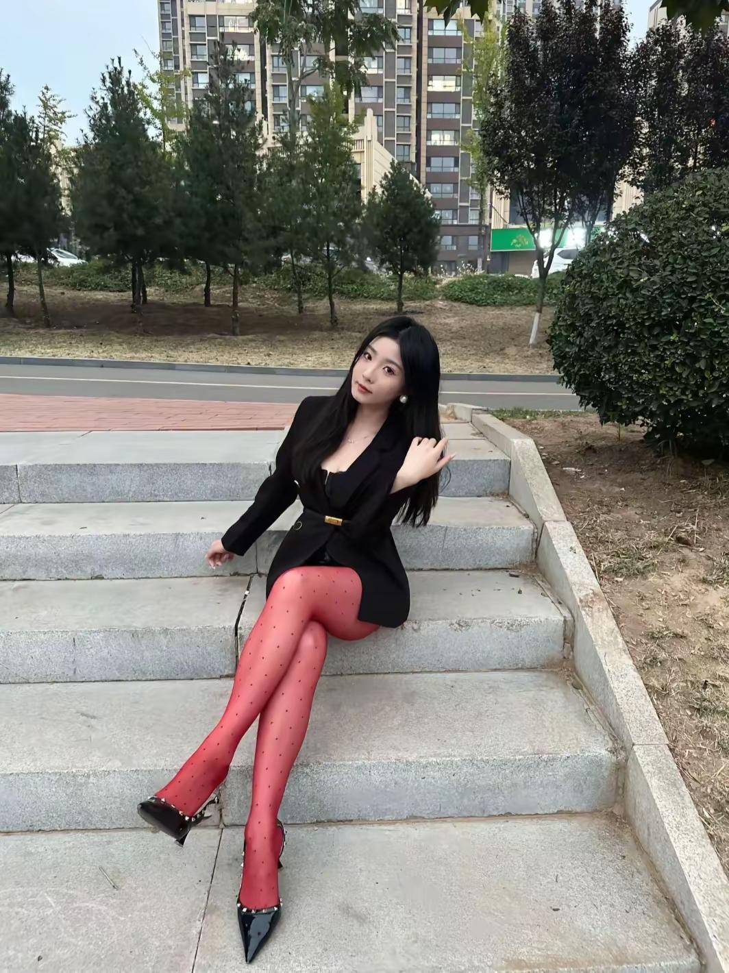 ootd女生穿搭御姐