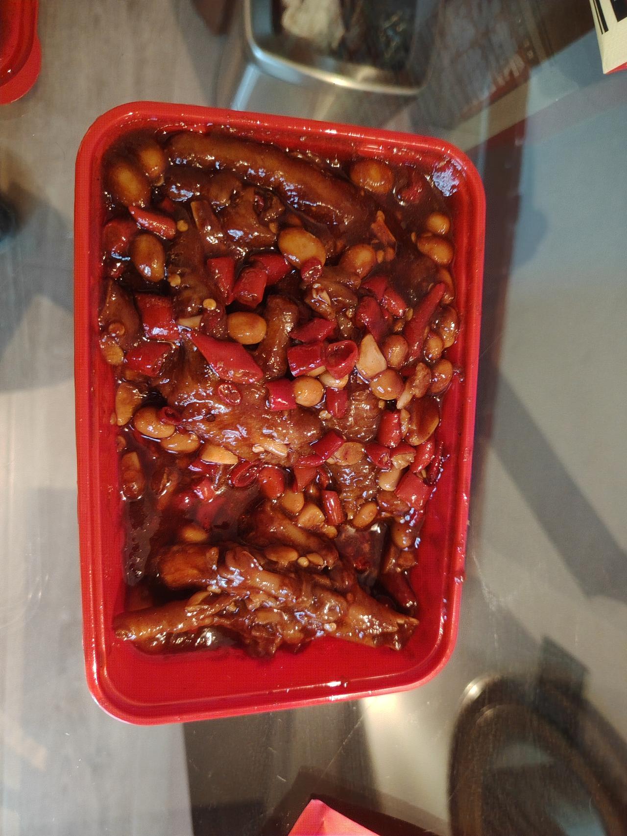 江西南昌有些什么好吃的？
 
作为一个土生土长的四川人，我这辈子吃过的辣椒，估计