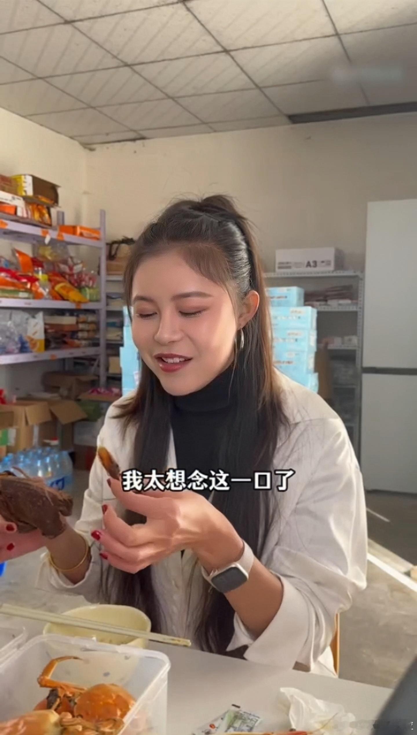 一碗家乡饭暖了三年坚守 是在♪认识的北范南调，也是在♪认识的梁夏老师，两个顶好的