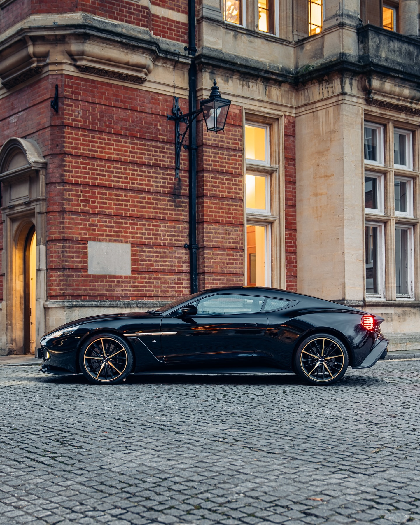 Aston Martin Vanquish Zagato （by Alex Pe