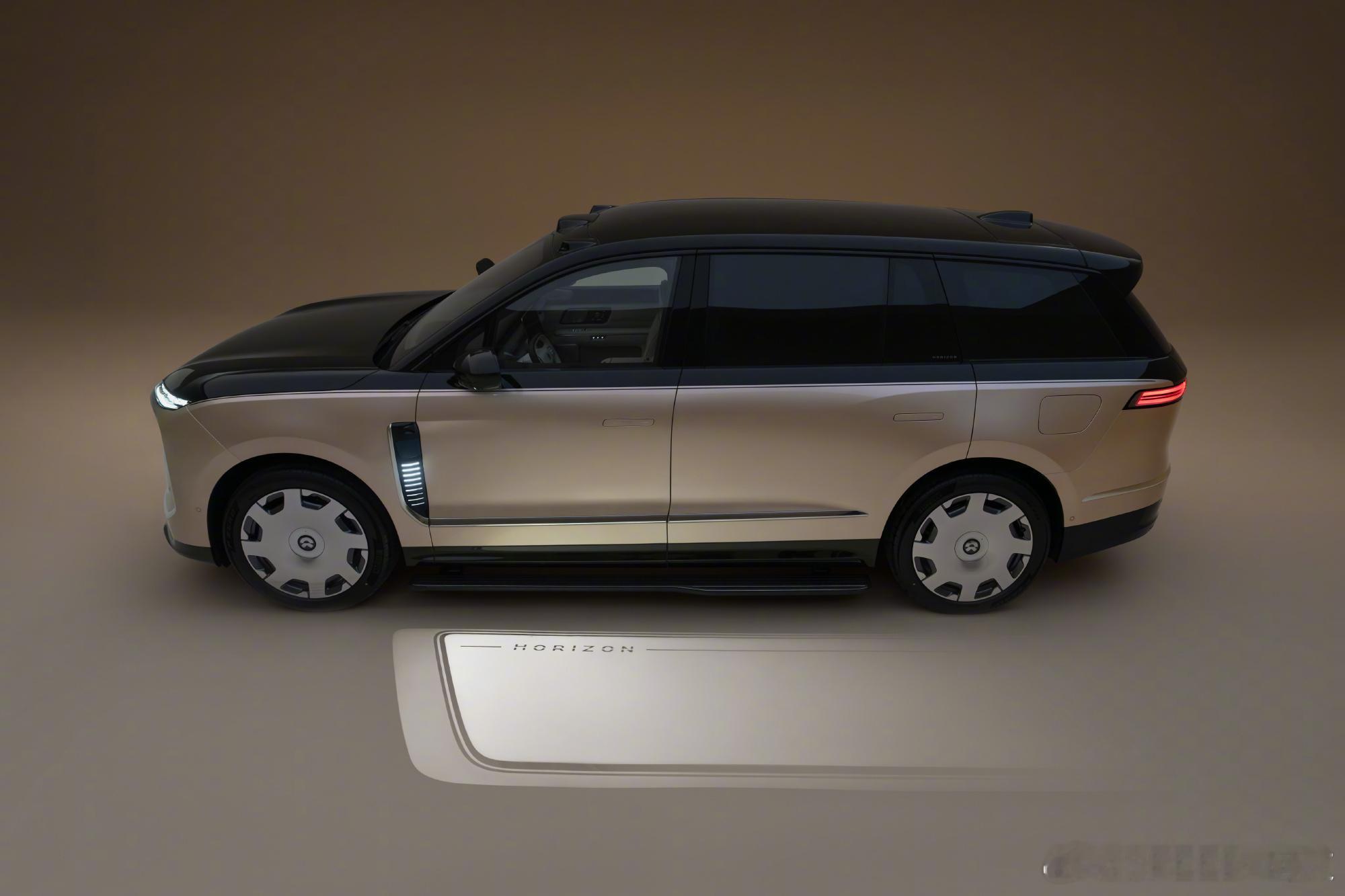 这价格，蔚来这是要革自己的命啊！ES9预售价ES9行政豪华版 预售价528,00