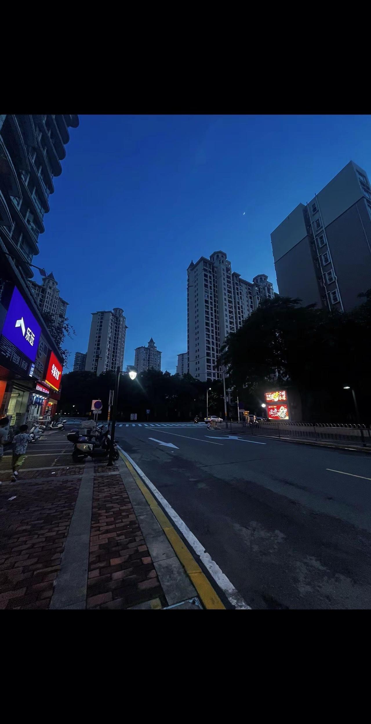可缘分就是一场雨呀  雨停了 缘分自然也就断了