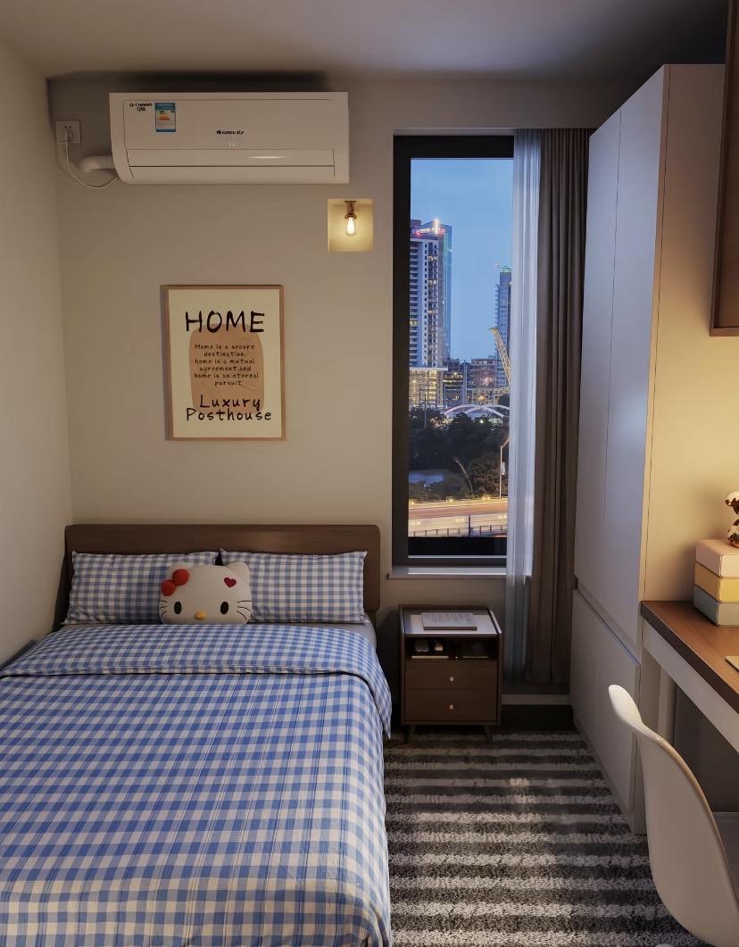 真的很喜欢床这样靠墙放，睡觉的时候很踏实。
床一定要两边靠墙，有一种说不出来的安