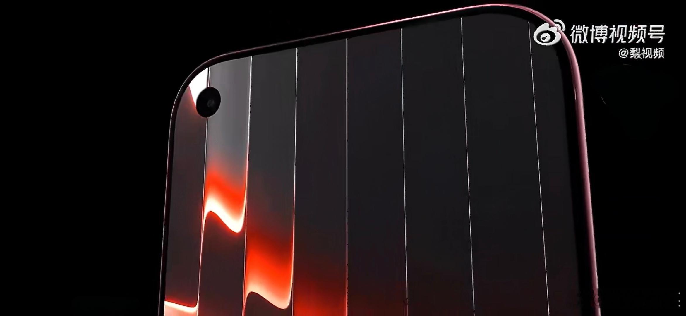 单孔放在中间也比这样好看啊iPhone18Pro渲染视频曝光