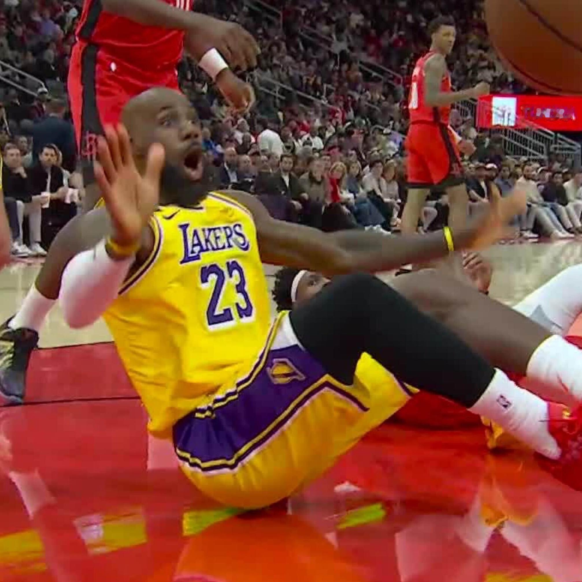 詹姆斯最近7场，19.4分5.4板6.6助1.7抢断，三项命中率57/40/71