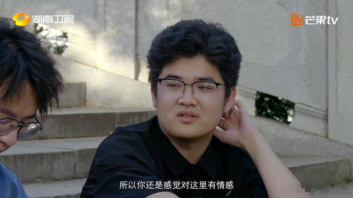台湾天津00后男生被长沙拿捏你好湖南今天首播你好湖南从陌生到扎根，两位00后在长