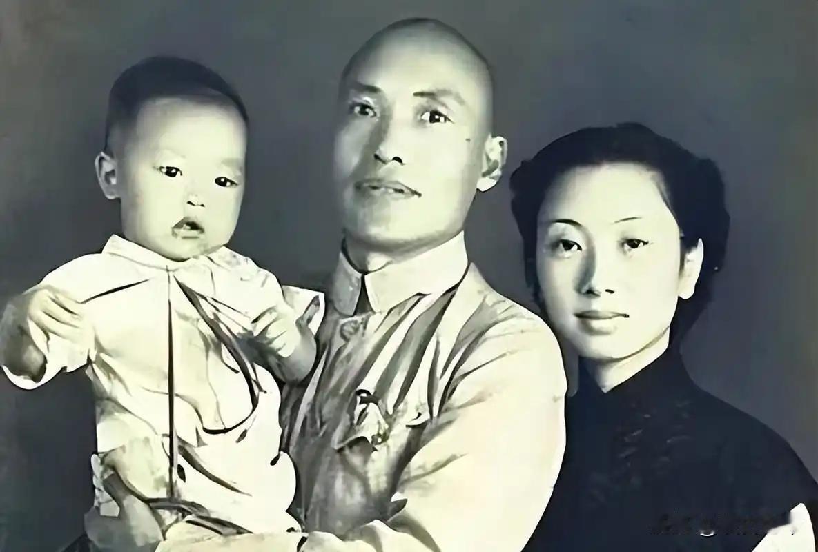 国军司令被俘参加长征，美貌妻子变卖家产千里寻夫，建国后当了副市长！
 
国军司令