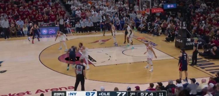 NBA季后赛高光 哈登的节奏艺术📌 当哈登认真起来，他的节奏就是防守人的噩梦东