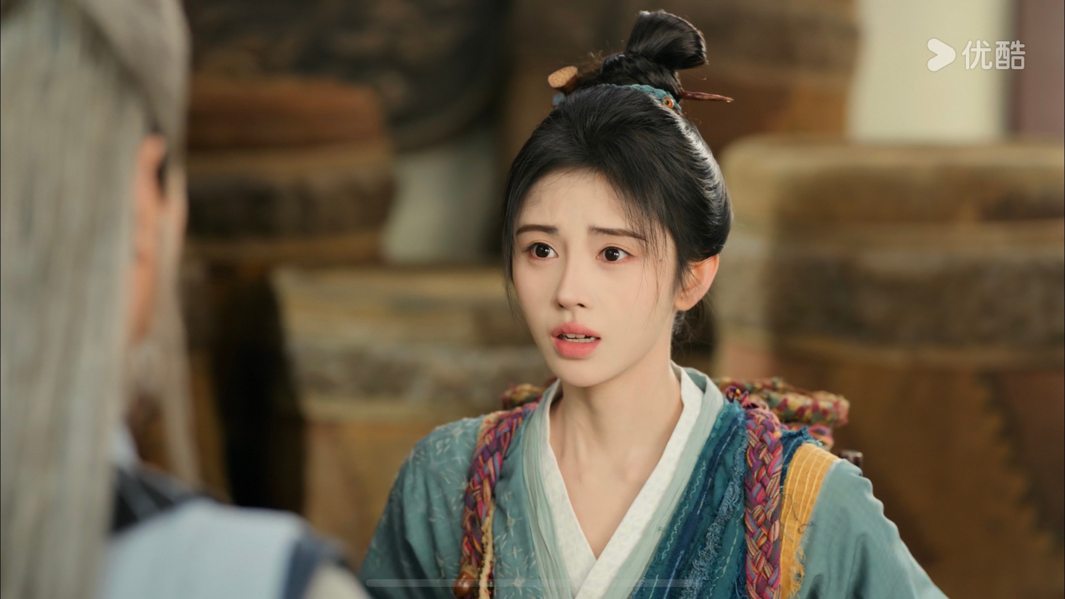 鞠姐在千香里这是戴美瞳了？ 