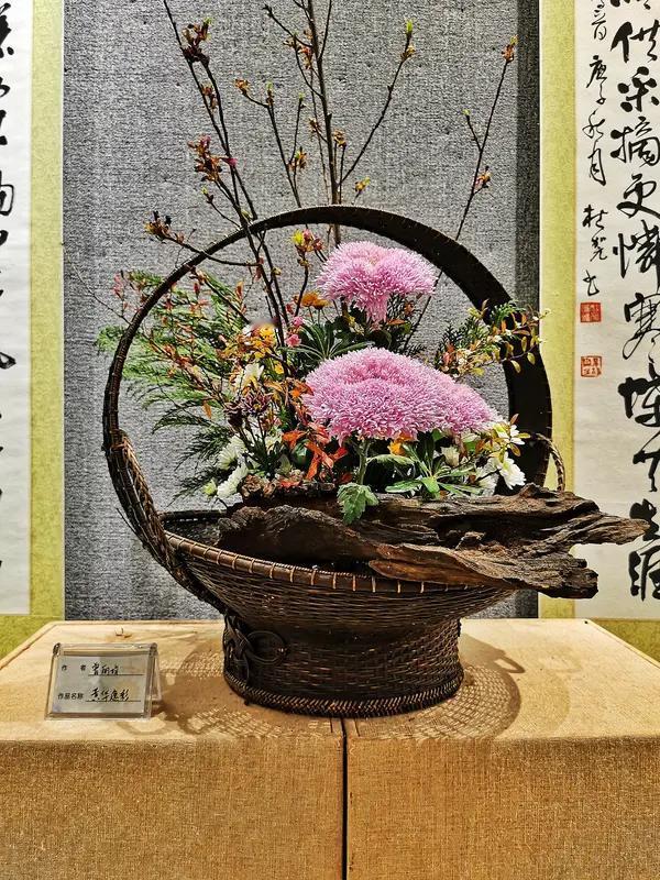 中华优秀传统文化，是流淌千年的文明长河。曾经，许多古老典籍、传统艺术深藏历史帷幕