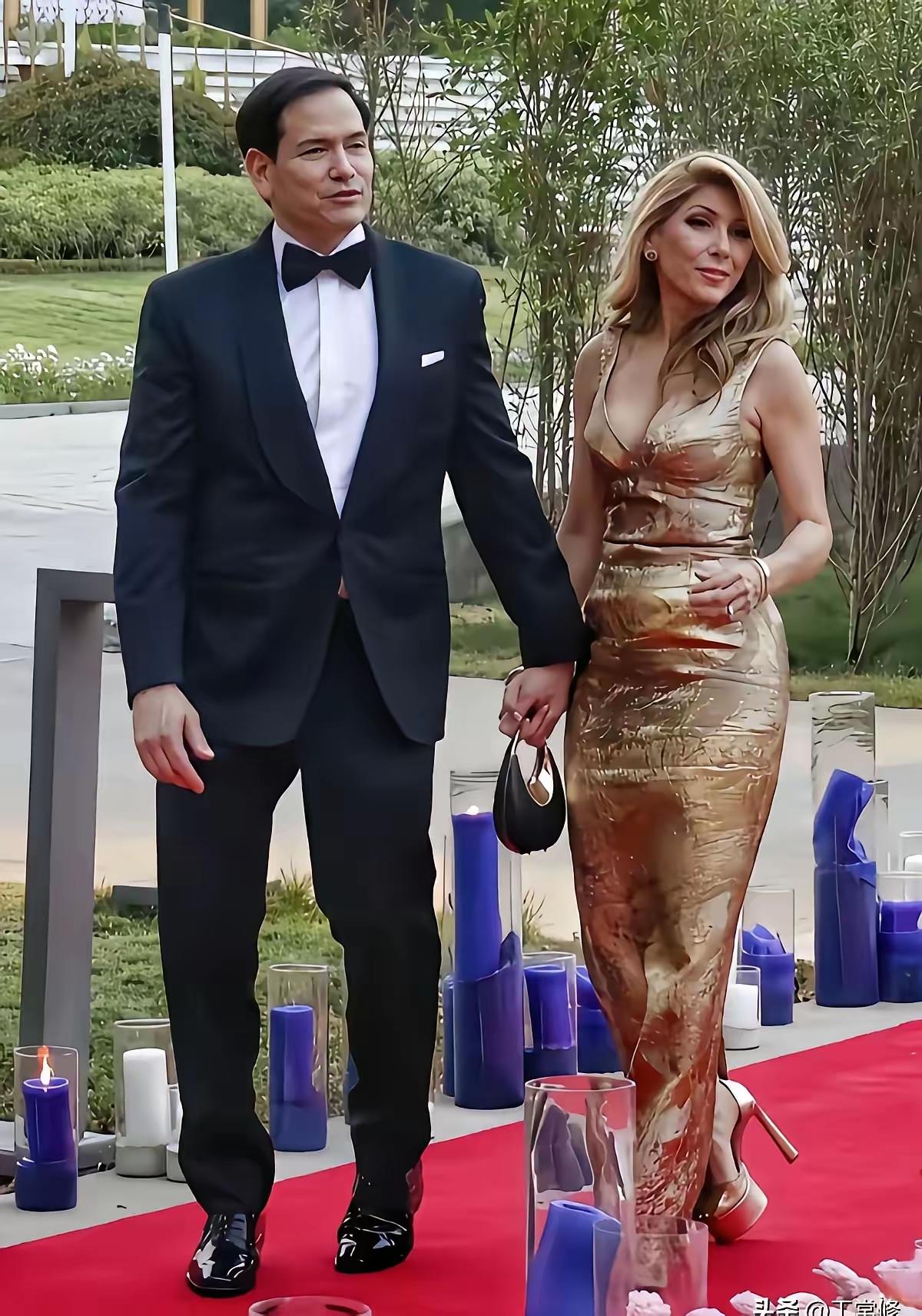 鲁比奥虽是美国国务卿，貌似有点罗圈腿，和惊艳性感的夫人在一起有点打折吧？