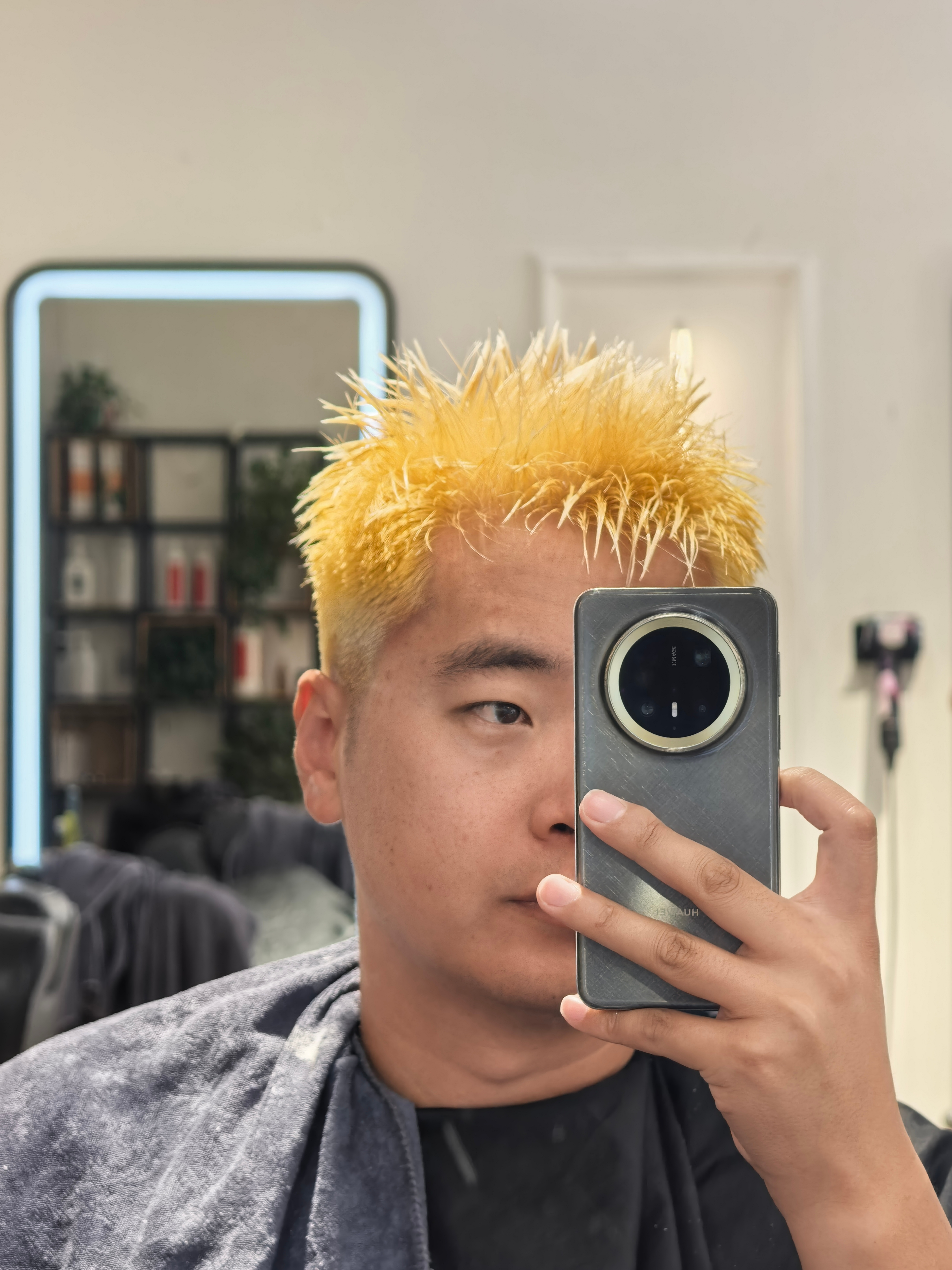今天是六一儿童节打算给孩子 Cosplay 个鸣人 