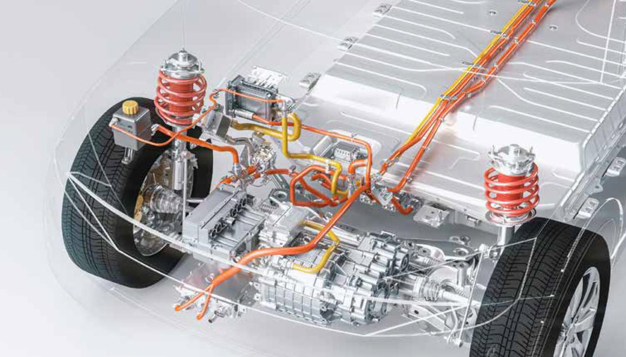 很多人不理解电力对科技制造的意义。

我举几个例子，10年前，日本汽车技术全球领