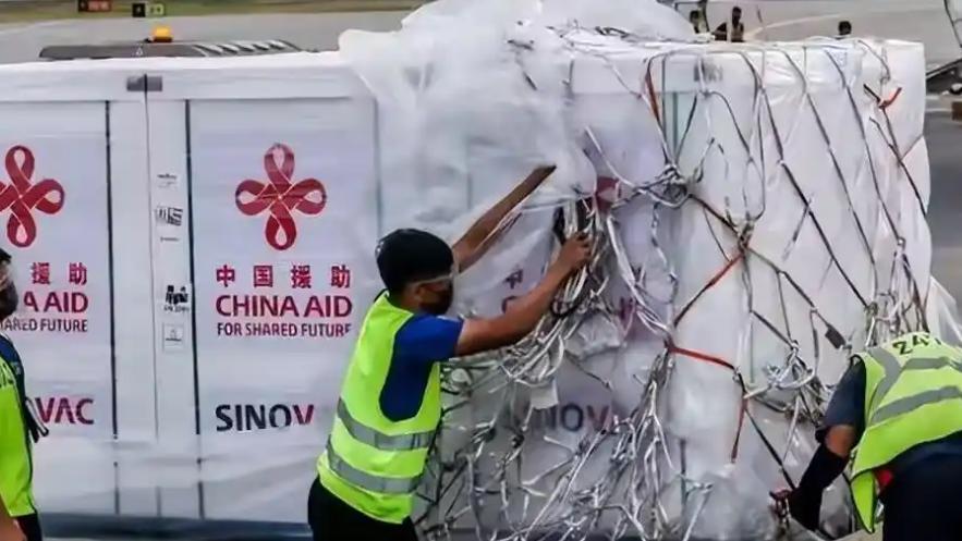 为何小国都不怕中国？一个伊朗人给出了答案！他说：是你们中国，中国人太尊重外国，外