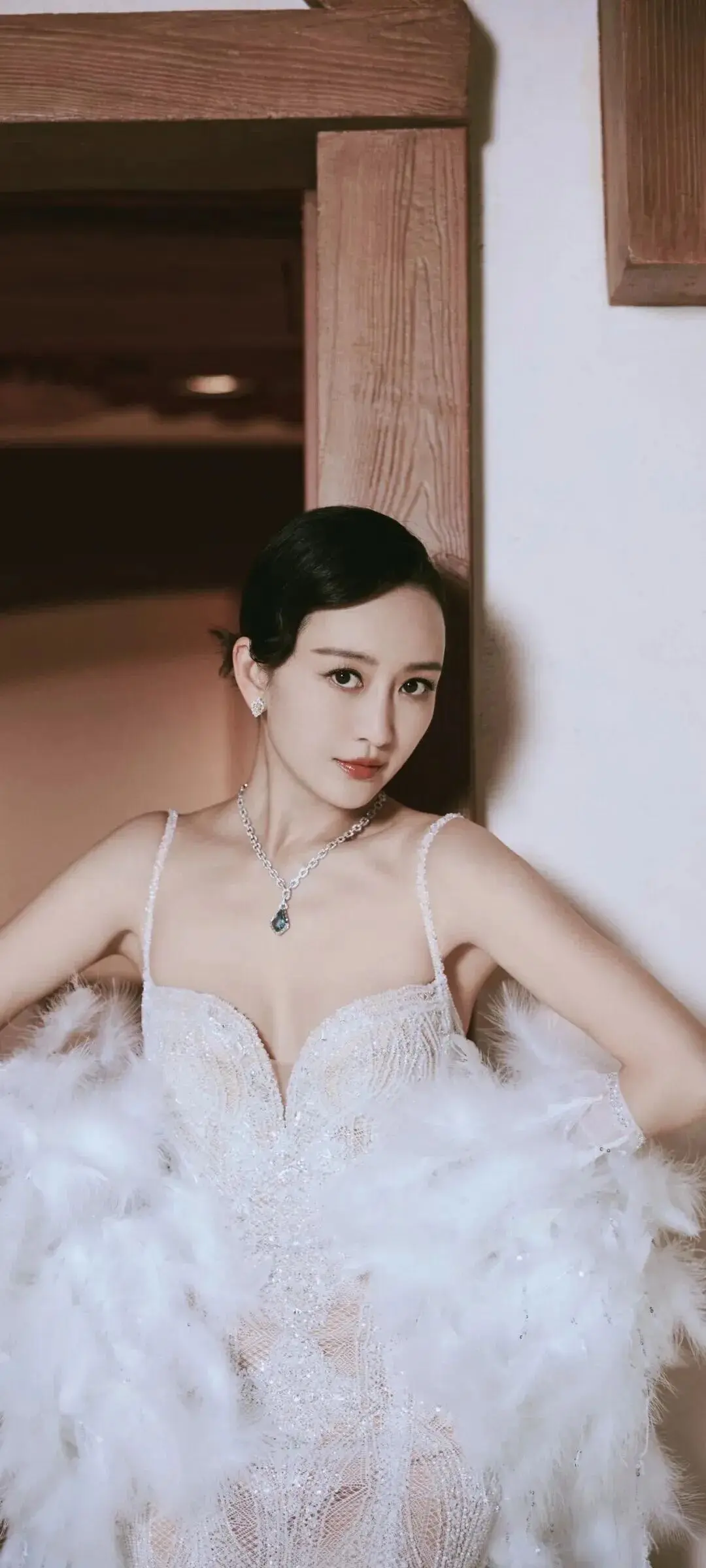 王鸥 惊艳性感穿搭