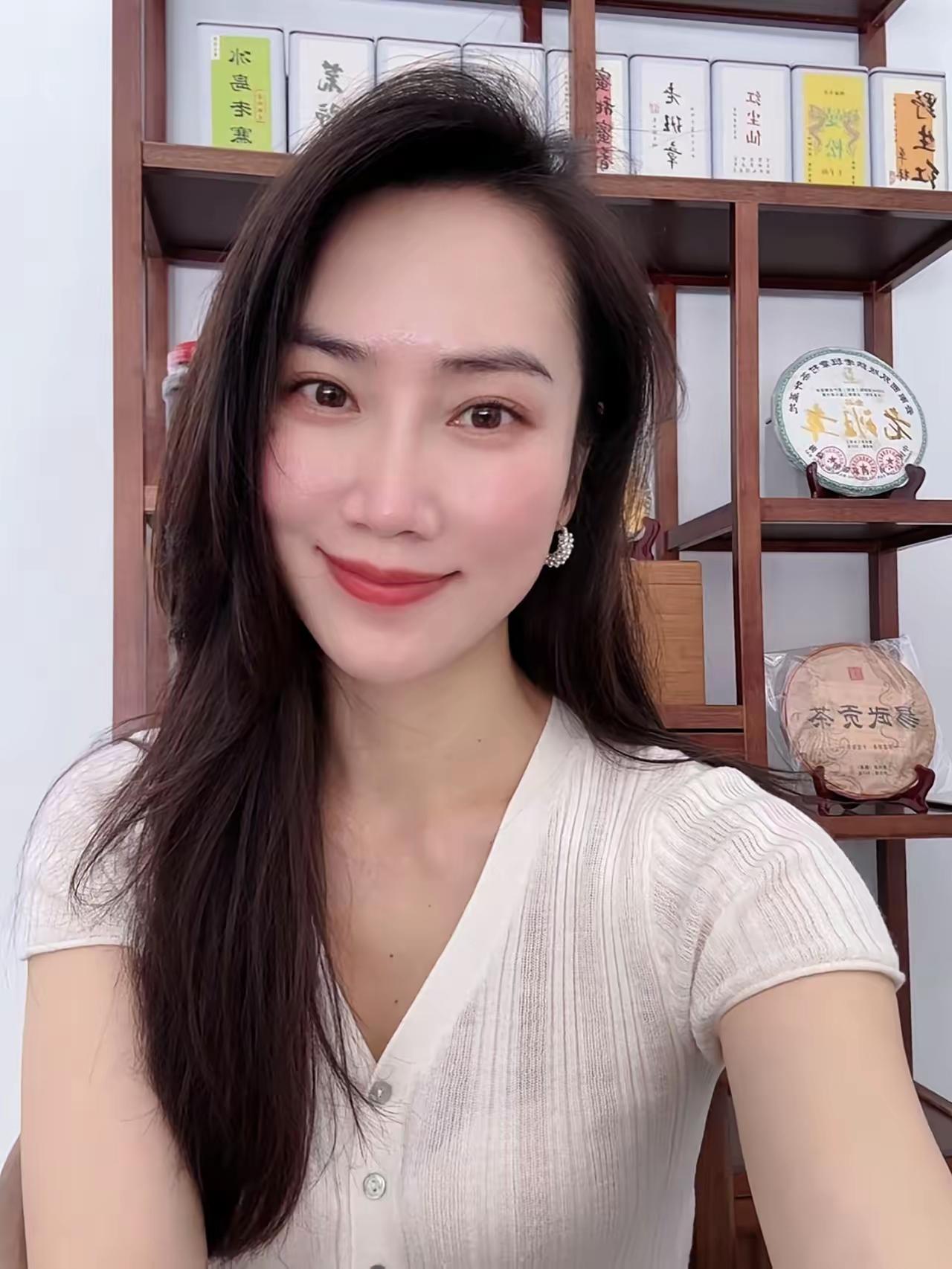 干净整洁脸大，就是好看