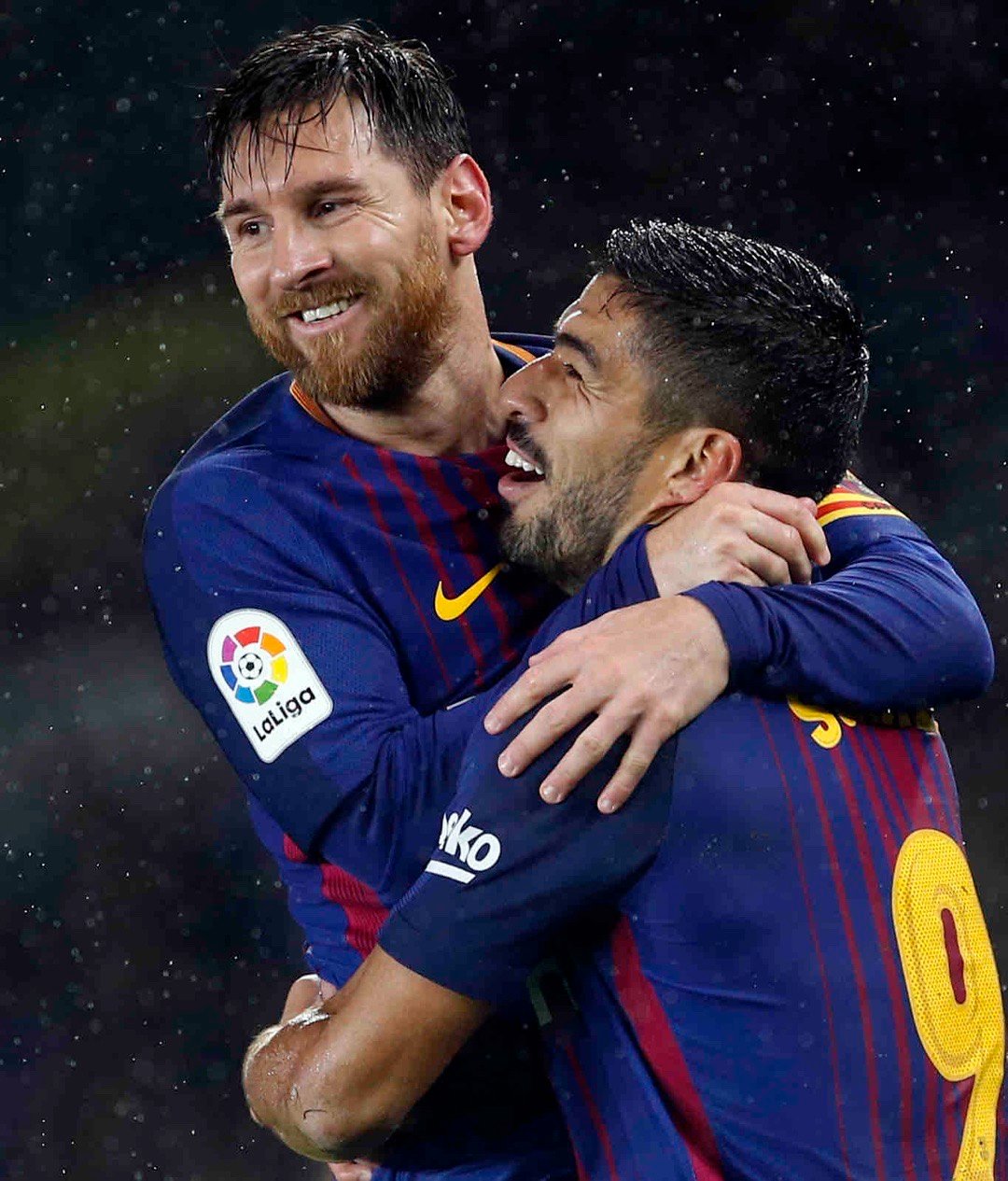 巴萨晒图预热与皇家社会比赛：❤️ 梅西 - 苏亚雷斯 ❤️#巴萨vs皇家社会# 