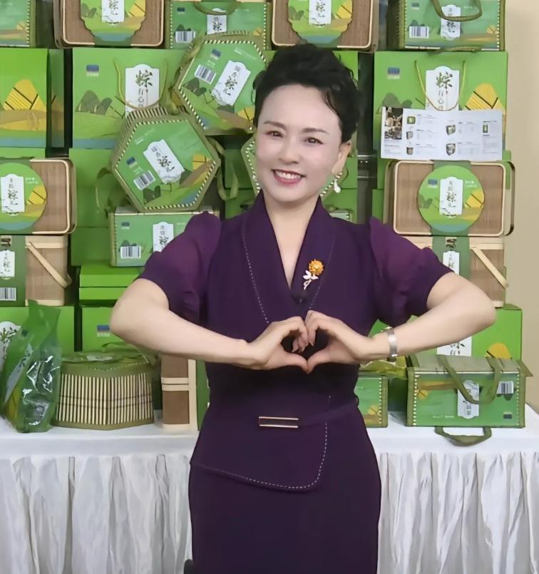 曝蓝海进入破产重整程序！负债超35亿，网红副董安英已停更一年多

本以为九月份的