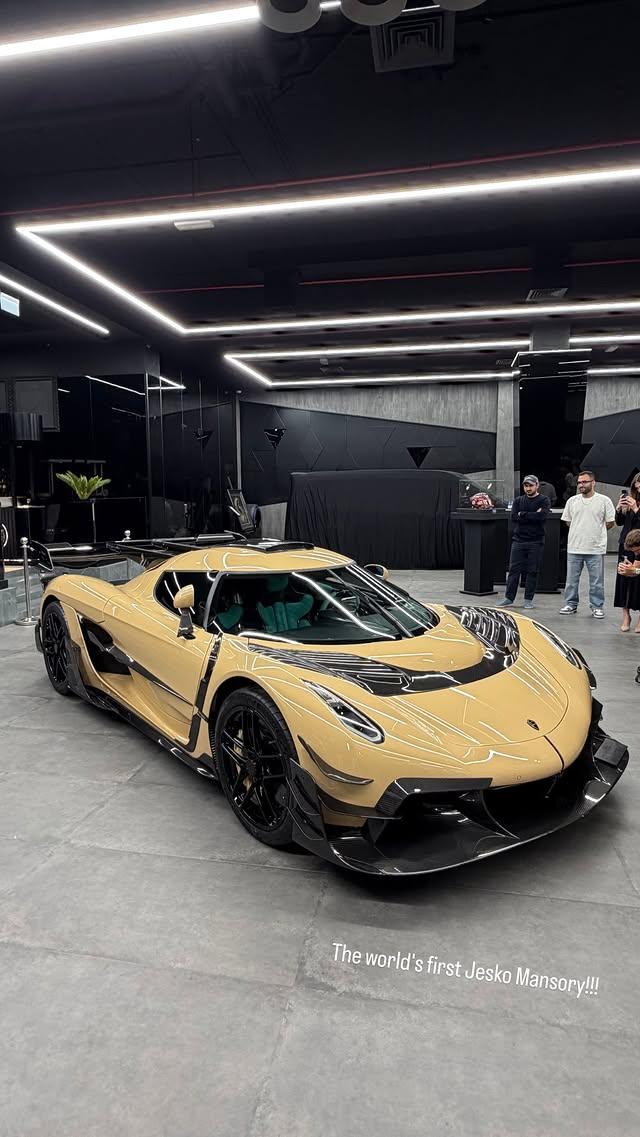 全球唯一一台Mansory套件的Koenigsegg Jesko Attack