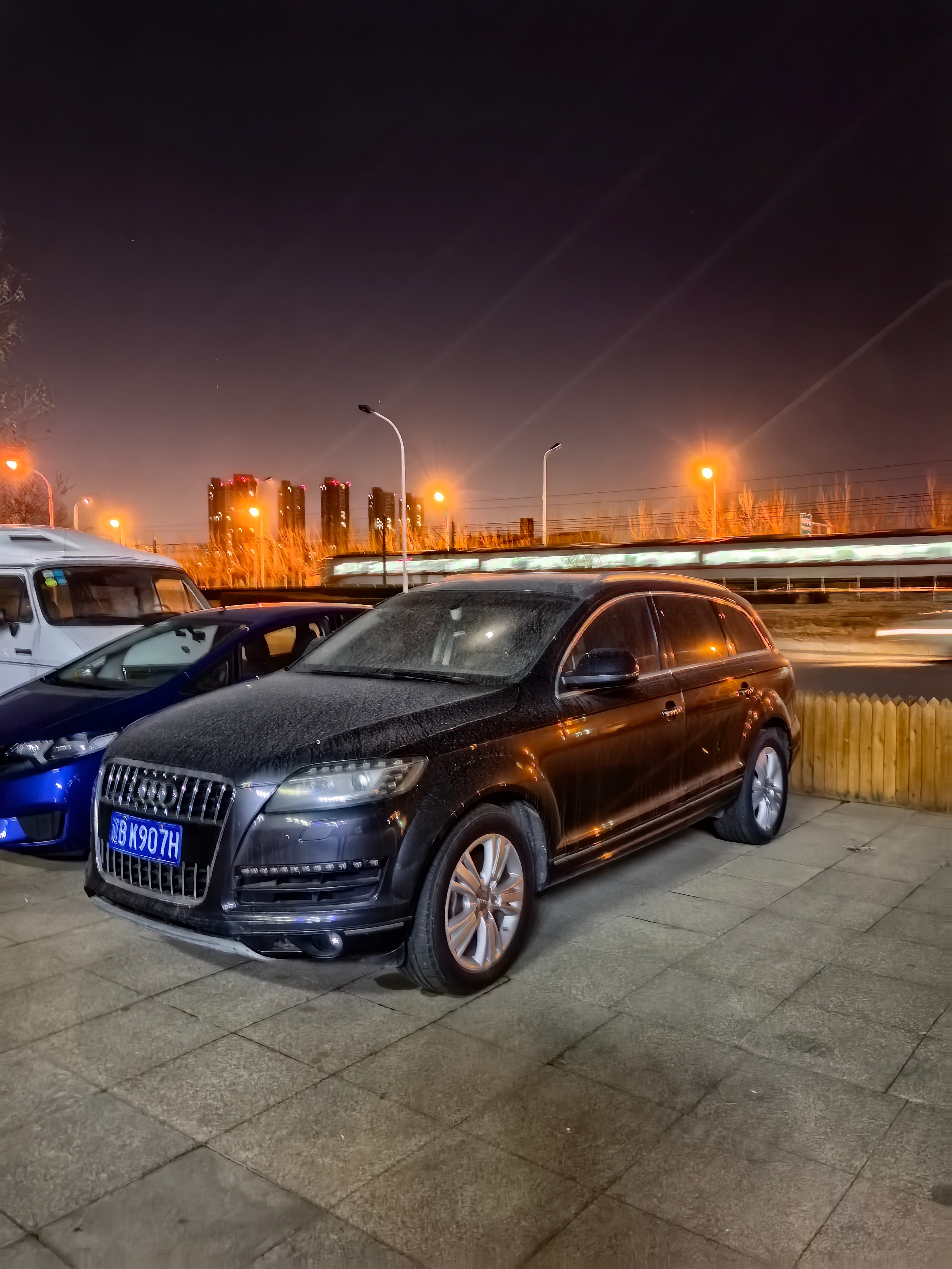 这台Q7停这能有两个月了我一度陷入沉思，是继续搞？还是放弃？继续搞的话我标准太高