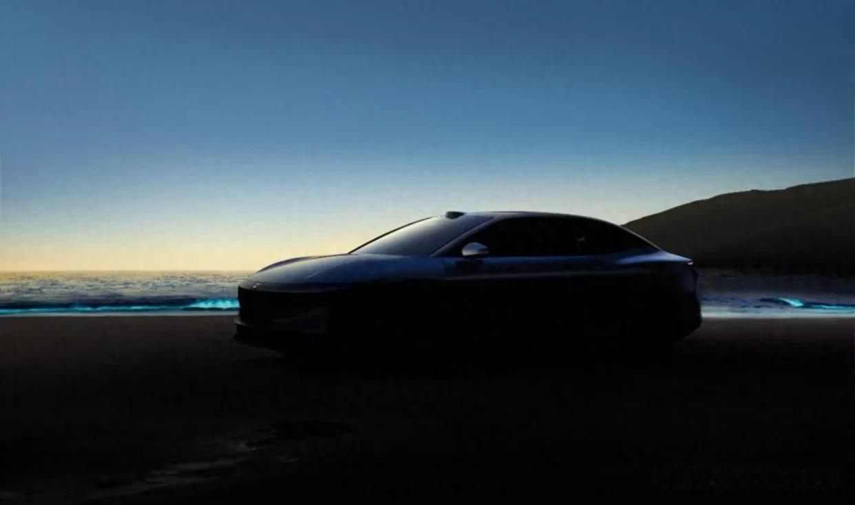 #2023广州车展#
极氪汽车宣布旗下首款纯电豪华轿车正式命名为极氪007。作为