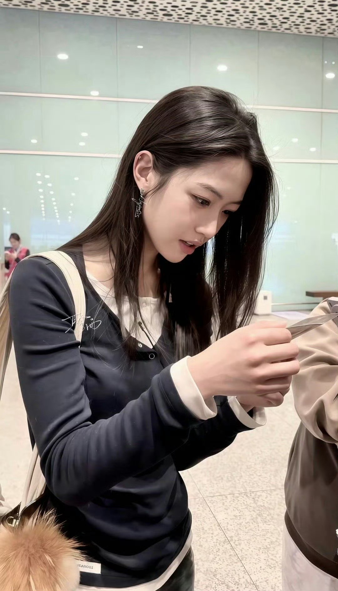 向涵之看秀造型 【向涵之】伟大的淡颜浓骨 