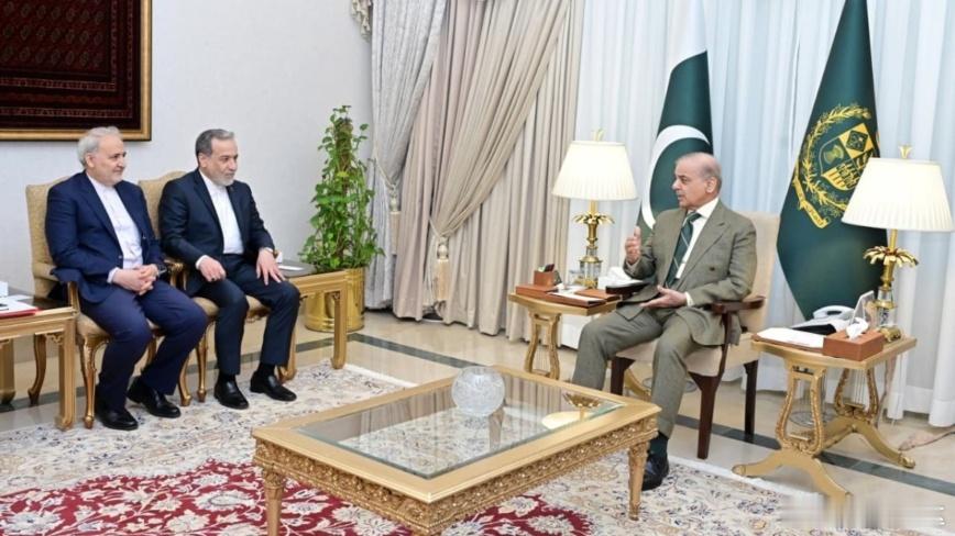 巴基斯坦总理会伊朗外长 不提美伊谈判巴基斯坦总理谢里夫25日在其X平台贴出了与伊