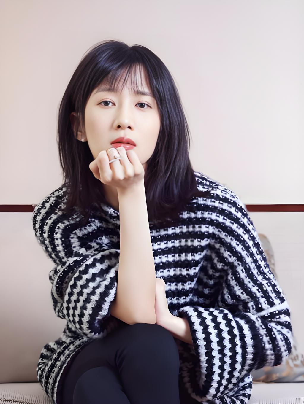 papi坦言20多岁时没工作全靠老公养没有想到papi酱也有这样的经历，好在现在