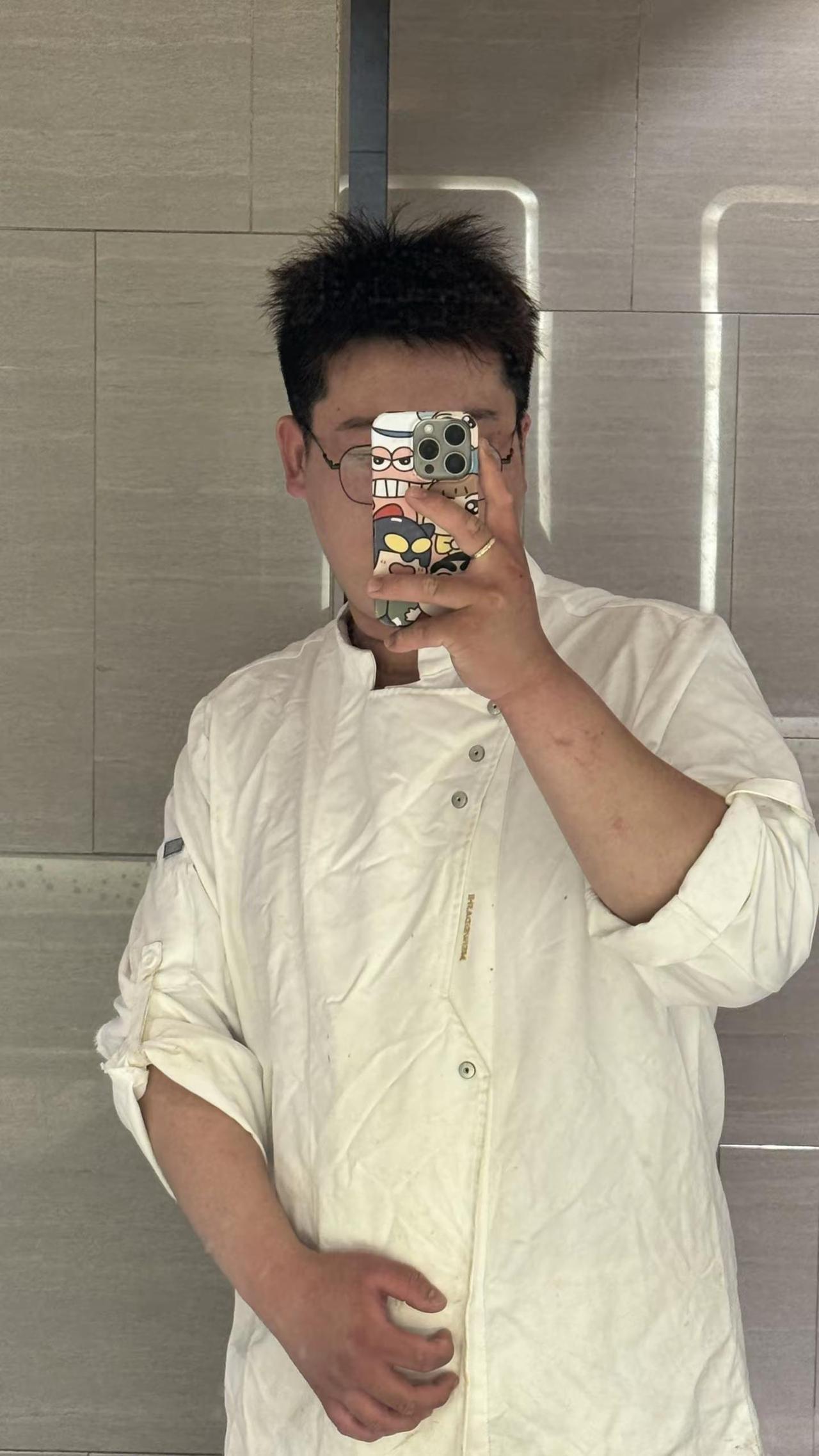 解锁新服装咯厨师熊  熊熊 胖熊