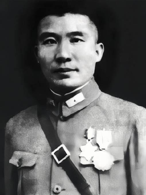 1948年，解放军攻破济南后，在王耀武家搜出两辆拖拉机，陈毅等人大为不解，一个国
