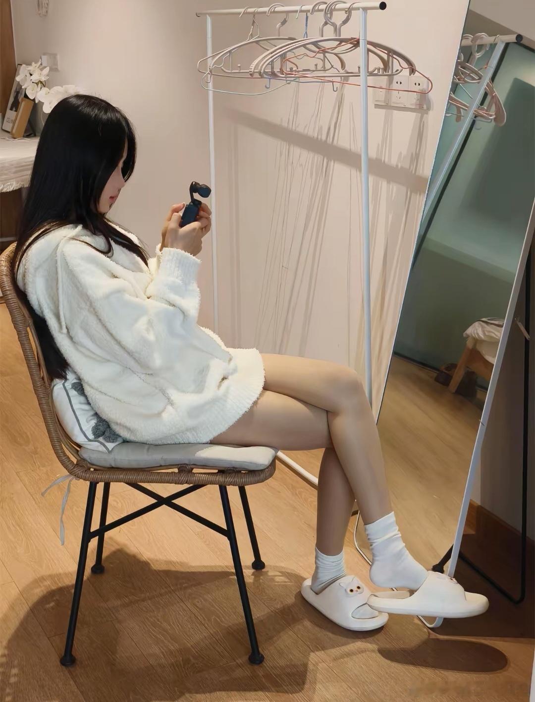 自拍[超话] 自拍美女精彩人像[超话] ​​​