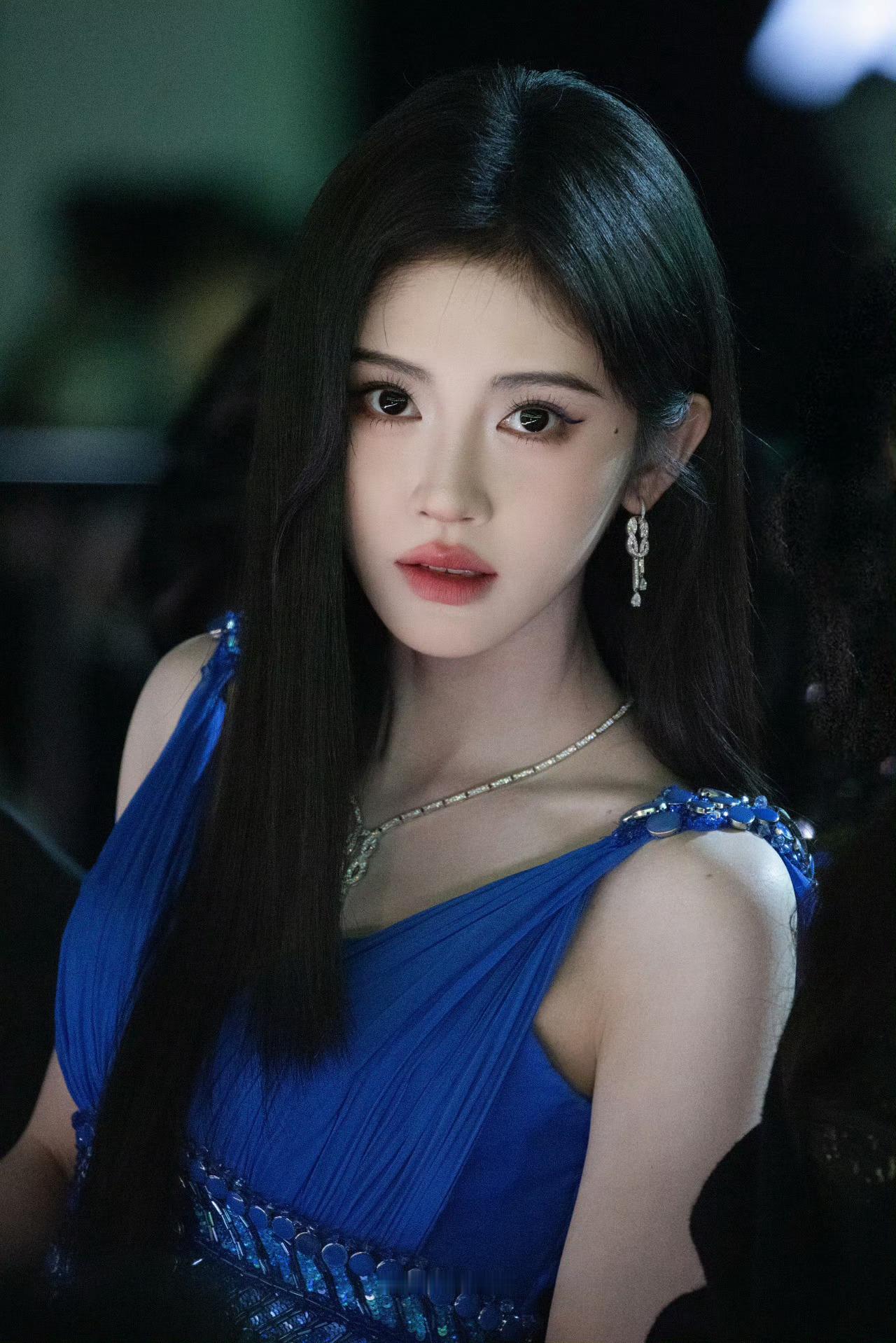 就让星光大赏成为你心中的一根刺吧我还是忘不了美妆蛋和大光明。 