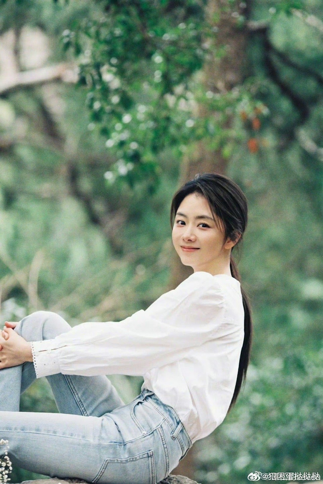 谭松韵我的山与海收视破2.5 谭松韵新剧首播爆火！开播30分钟酷云收视破2.5%