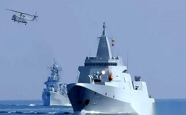 日本防卫省的网站，警报声几乎就没停过。
一条、两条……一天之内，刷屏了整整5条动