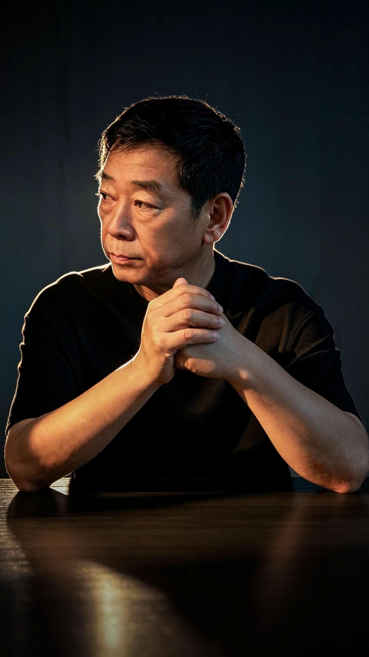 周六，我们一起骑摩托吧？！那天，我说送我一辆灵魂摩托吧？你说容我想想，一转头，可