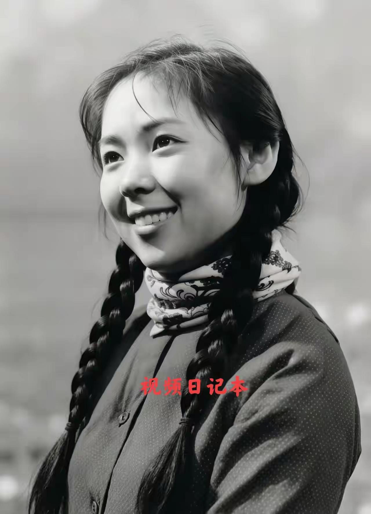 王铎：刘尙娴的这一张，很像《英雄儿女》里的王芳。