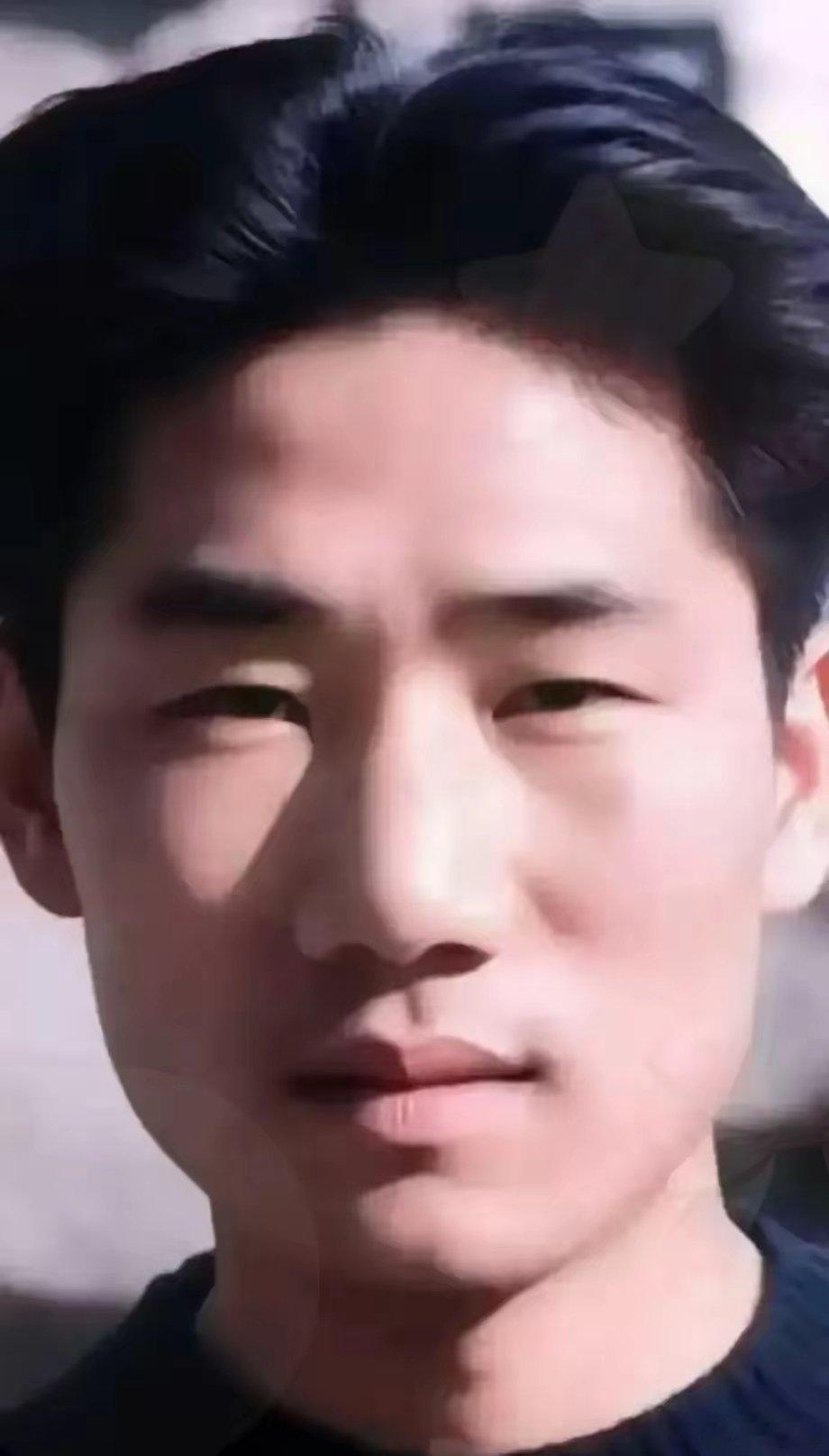刷到请不要无视！恳请你向英雄致敬，一生奉献给了祖国，人民不会忘记他。停留下来点个