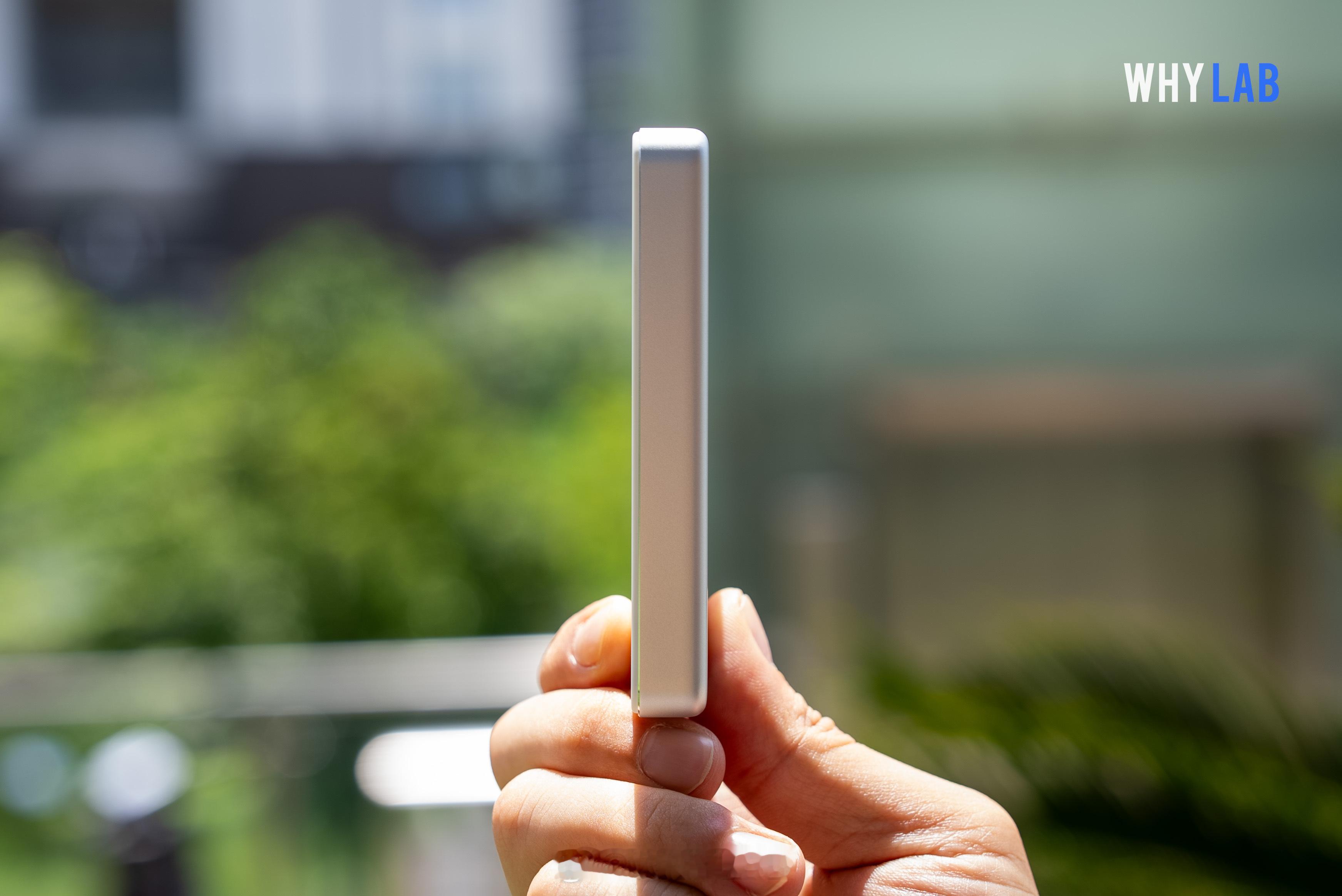 WHYLAB图赏小米金沙江 10000mAh 充电宝上手，我自己用了有一段时间了