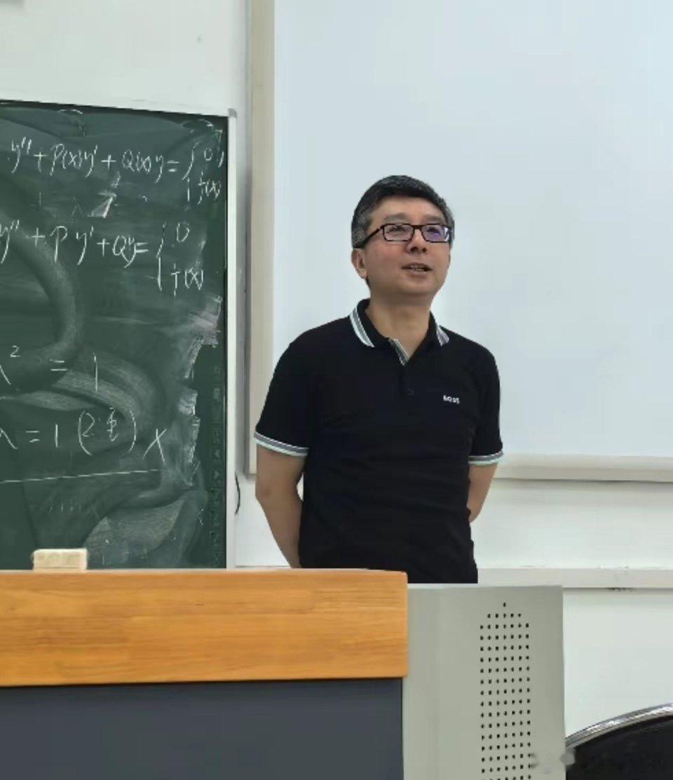 南京大学院长辞职信：不想干了，特提出辞职    2026年6月17日，南京大学数