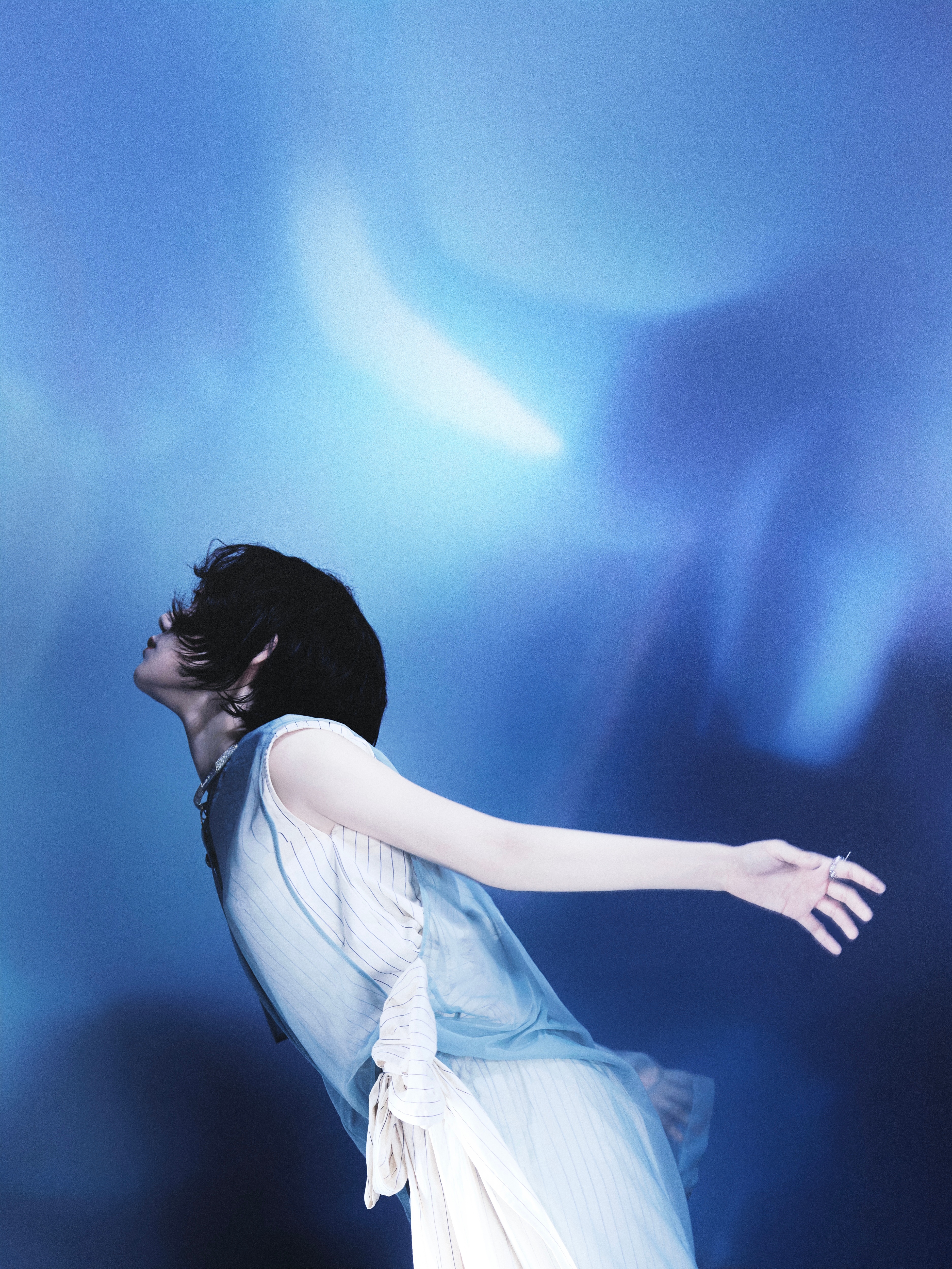 希林娜依高  📷📷📷希林娜依高sonymusic希林娜依高新专先行曲glu