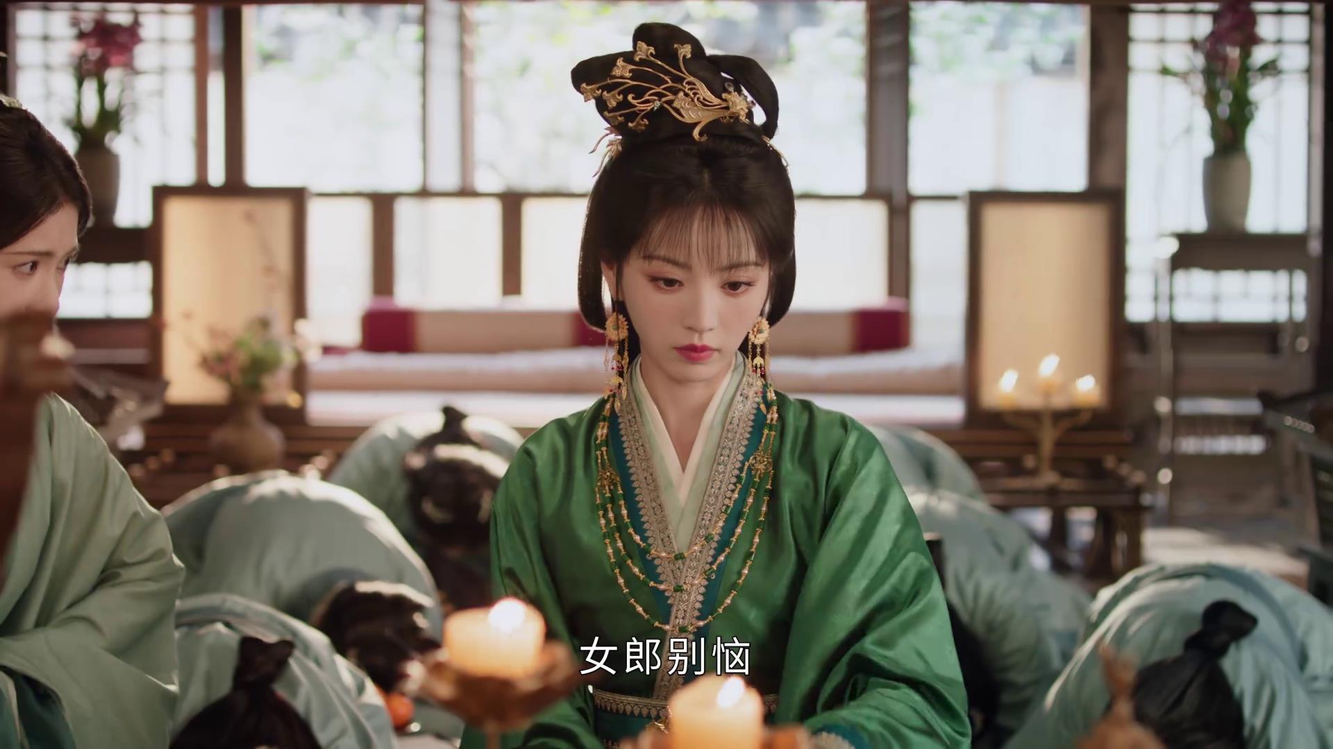 这一开篇就咔咔打吗。据说这是个长得很像的真假千金的故事，那这个是恶毒女配吧嫁金钗