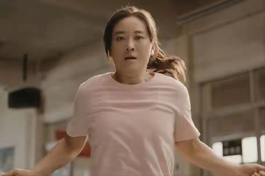 贾玲又胖起来了，本人回应：实在维持不住 网友：我们的玲儿回来了 ​​​