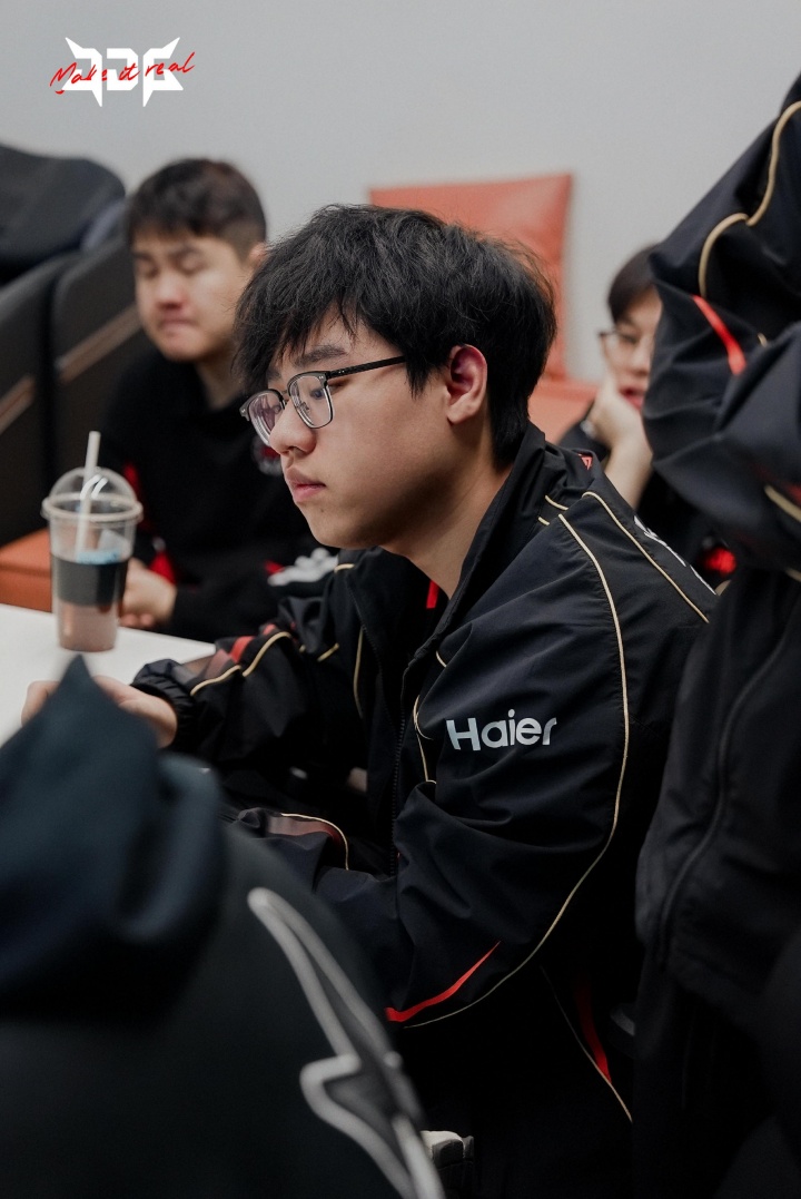 不打Bin哥我就是猛！Xiaoxu两局爆杀Flandre 狂砍11/0/12的豪华战绩