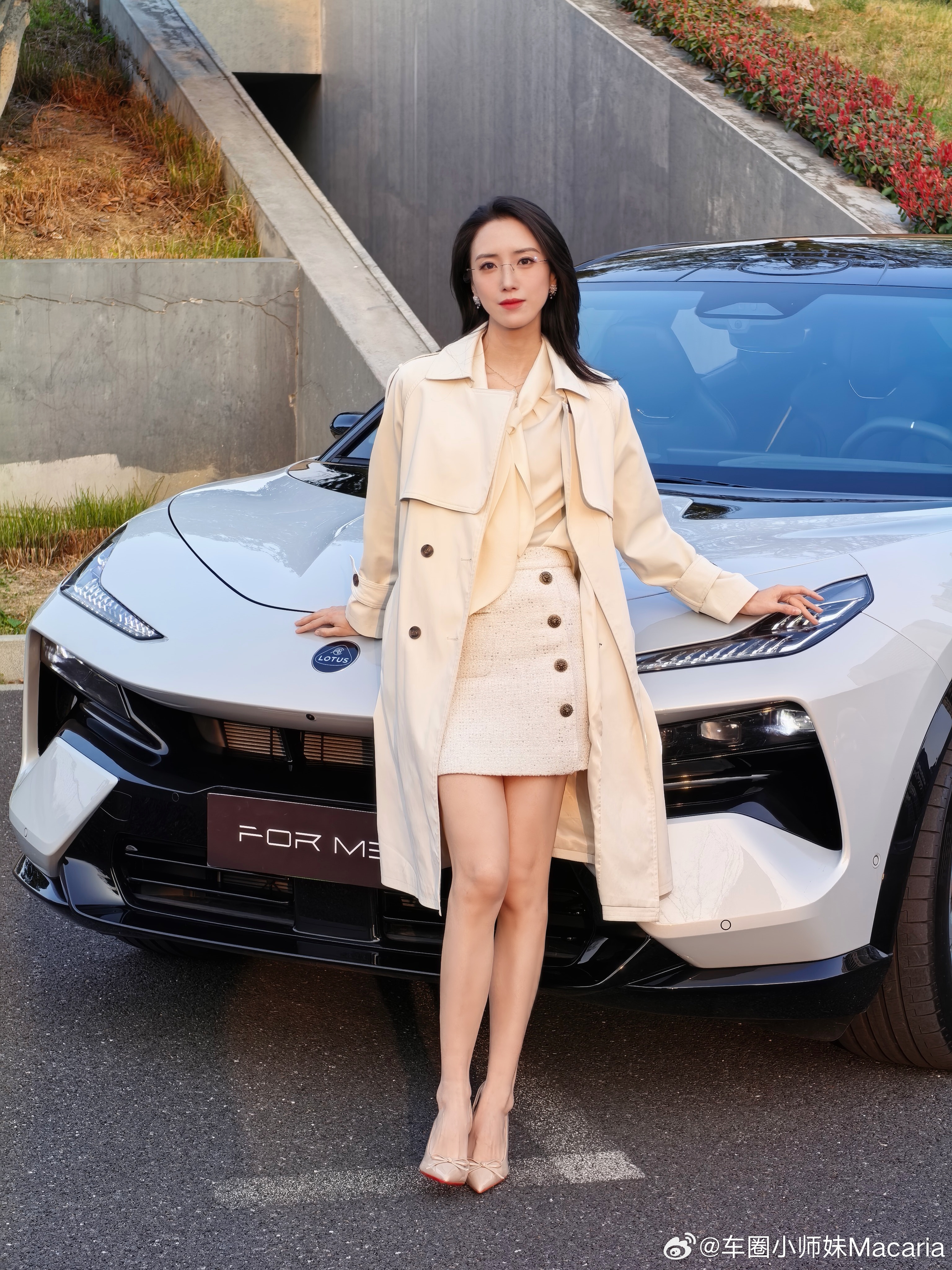 这两天开莲花的FOR ME，这台车的底盘真的太棒了，现在的车都以舒适为导向，要坐